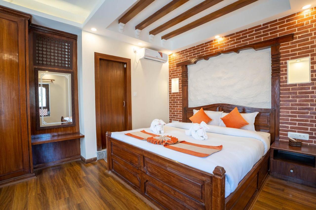 Airport Himalaya Boutique Hotel Kathmandu Buitenkant foto