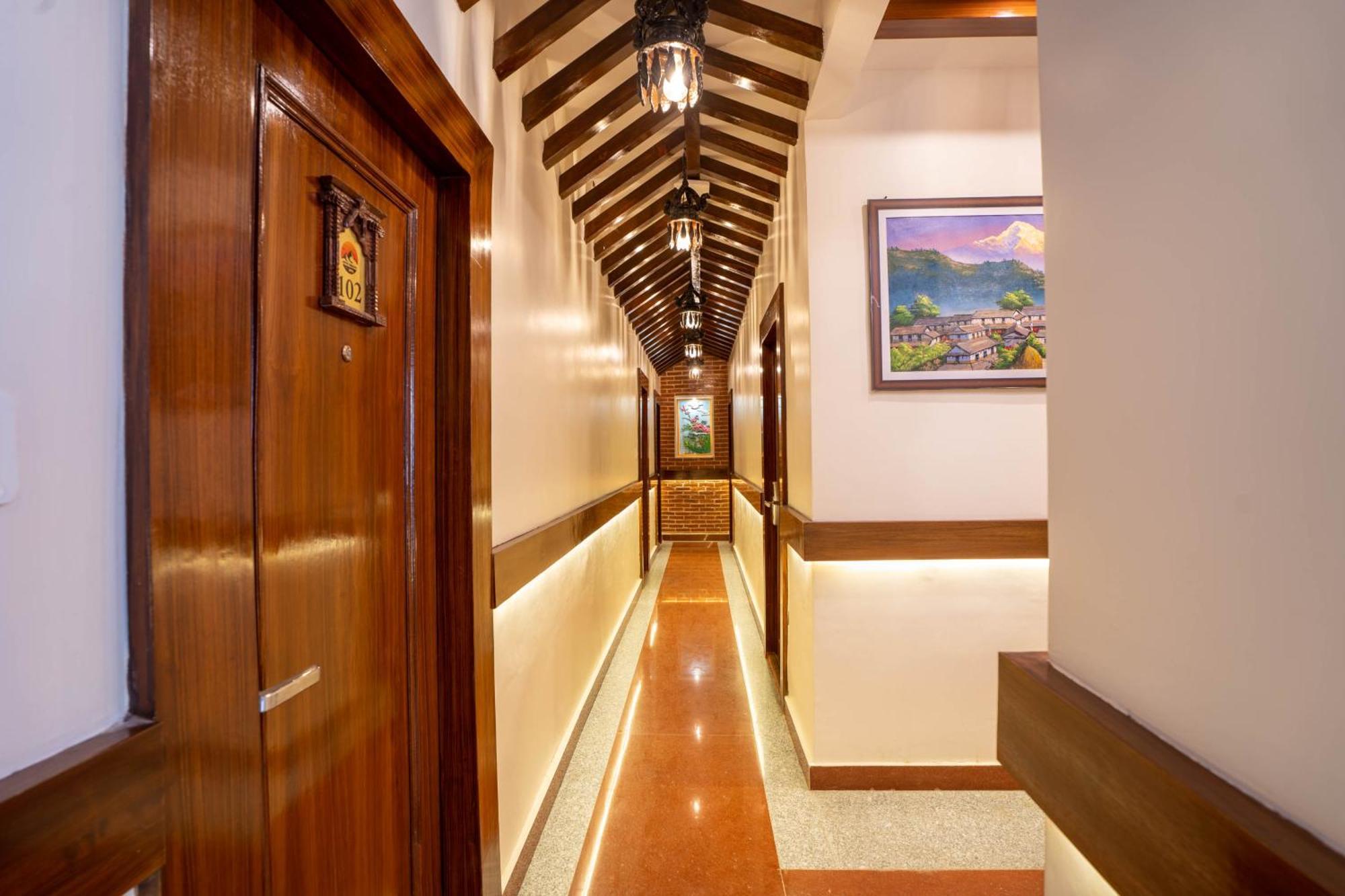 Airport Himalaya Boutique Hotel Kathmandu Buitenkant foto