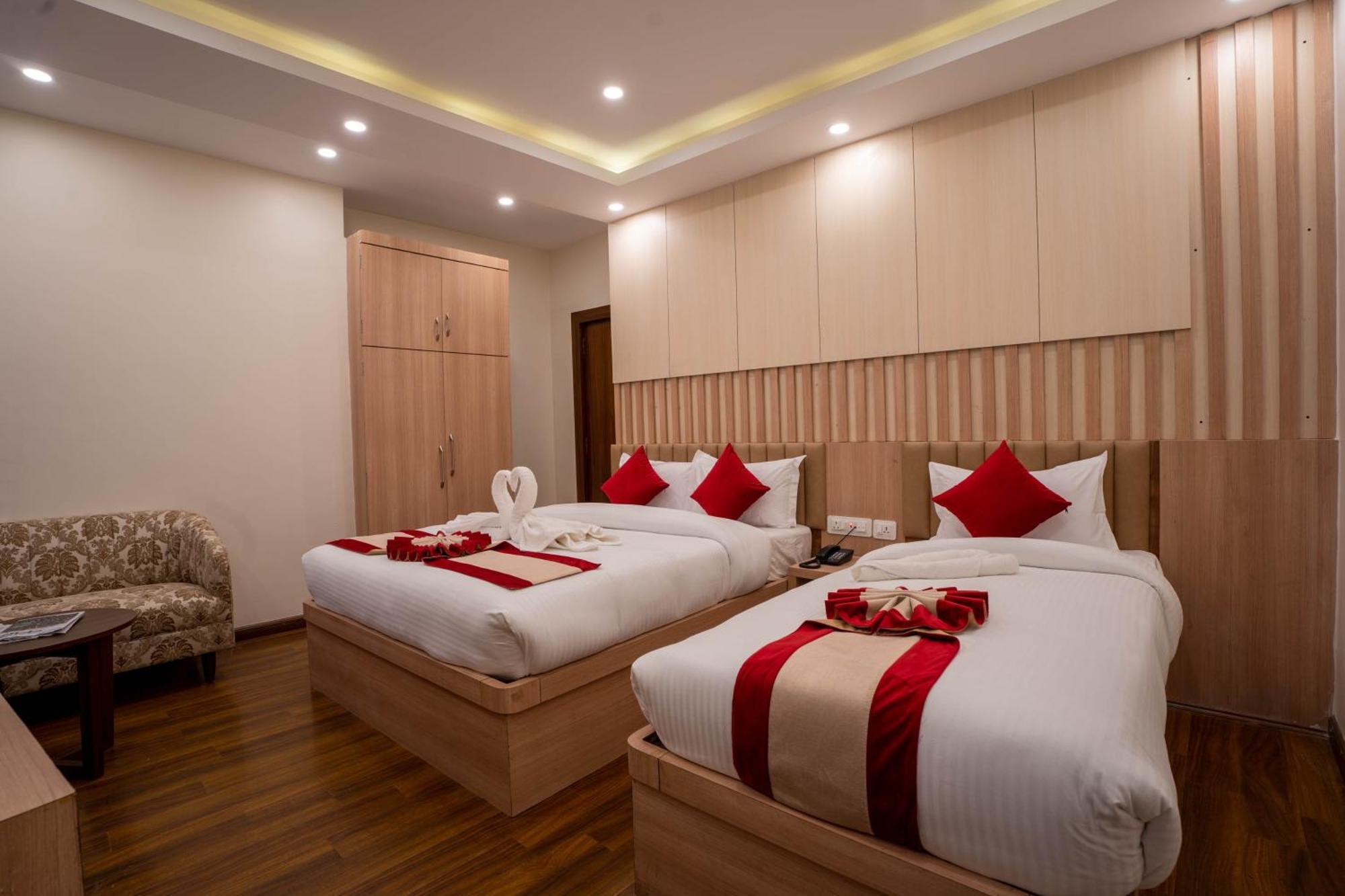 Airport Himalaya Boutique Hotel Kathmandu Buitenkant foto